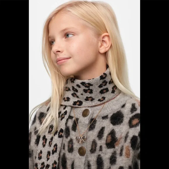 NWT ZARA GIRL LIMITED EDITION 24K GOLD PLATED STARS NECKLACE - Picture 1 of 3